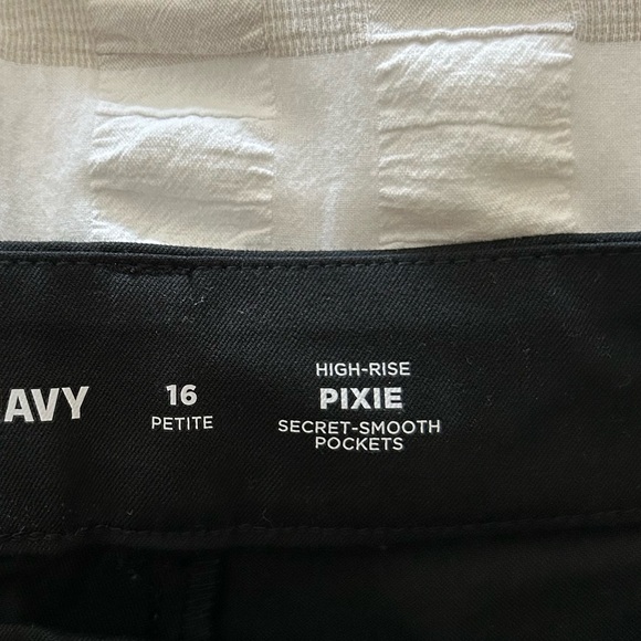 NWT Old Navy Pixie Pants Black High-Waisted Skinny | 16 Petite - Picture 12 of 13